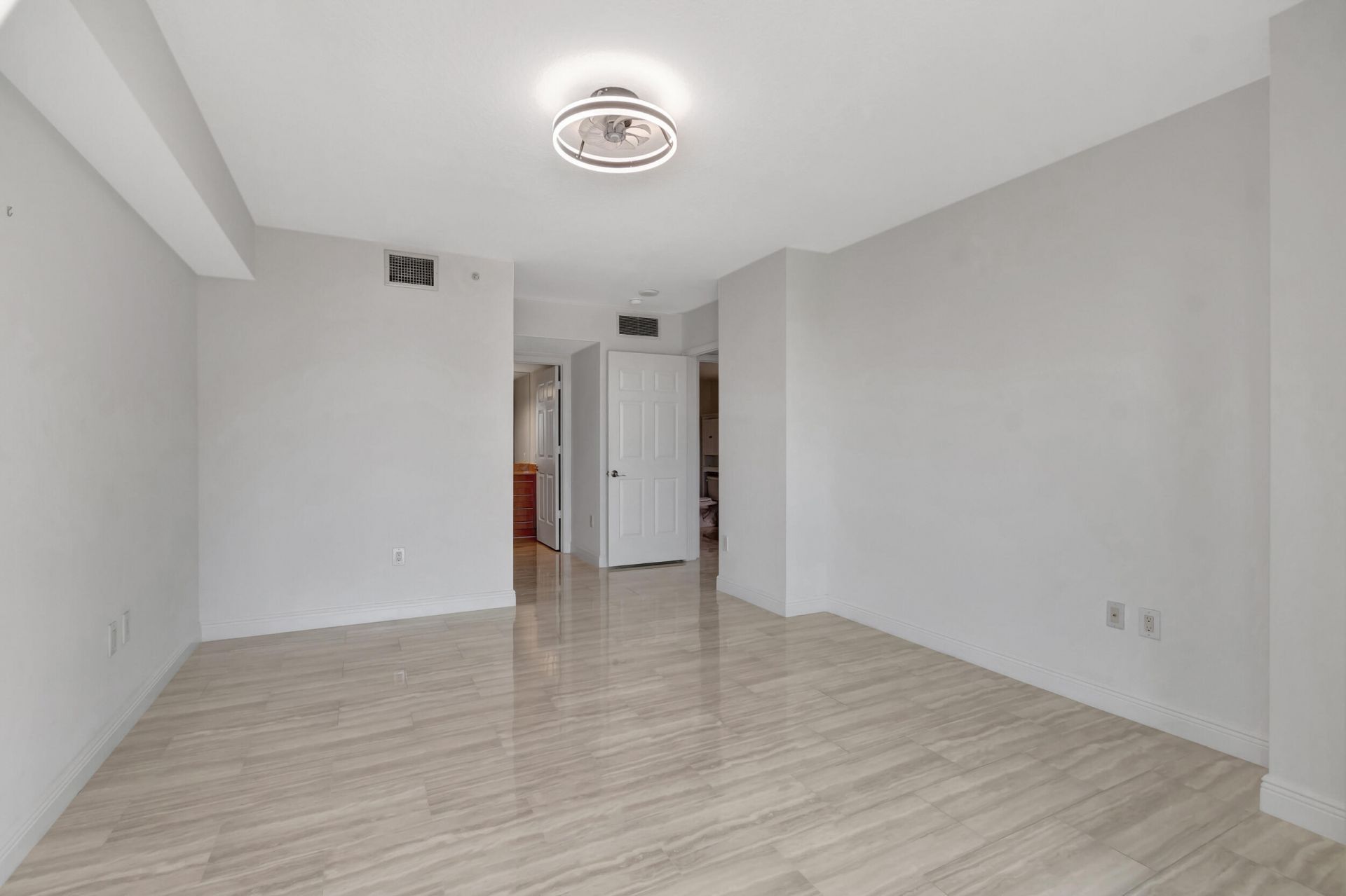 610 Clematis Street, Unit 524, West Palm Beach, FL 33401 Photo