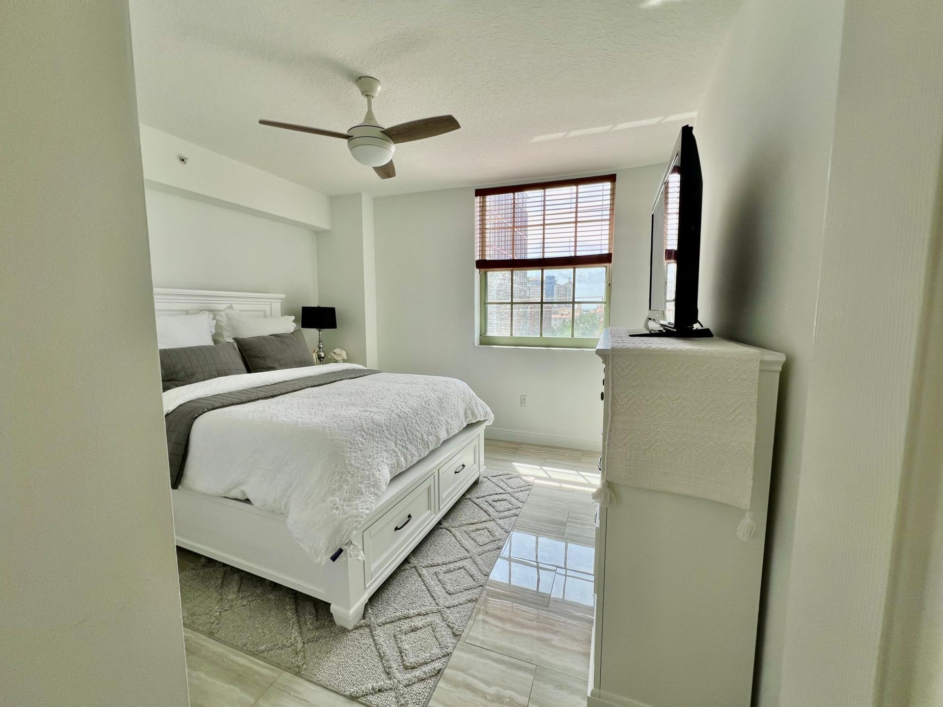 610 Clematis Street, Unit 524, West Palm Beach, FL 33401 Photo