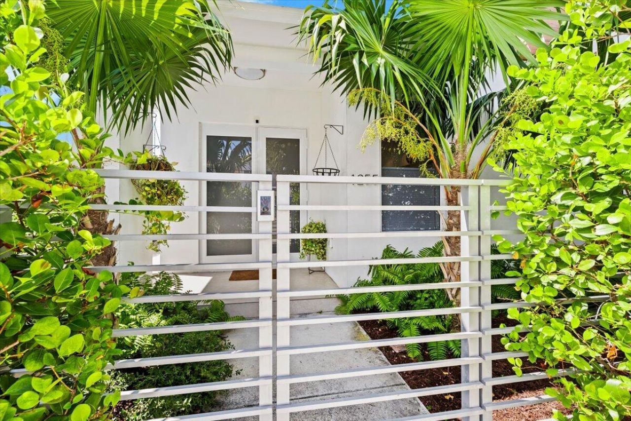 1255 NE 18th Avenue, Fort Lauderdale, FL 33304 Photo