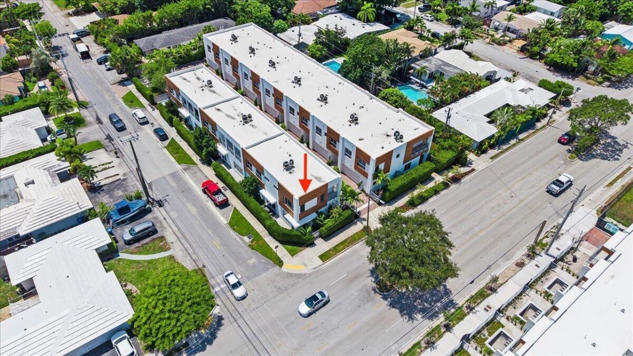 1255 NE 18th Avenue, Fort Lauderdale, FL 33304 Photo