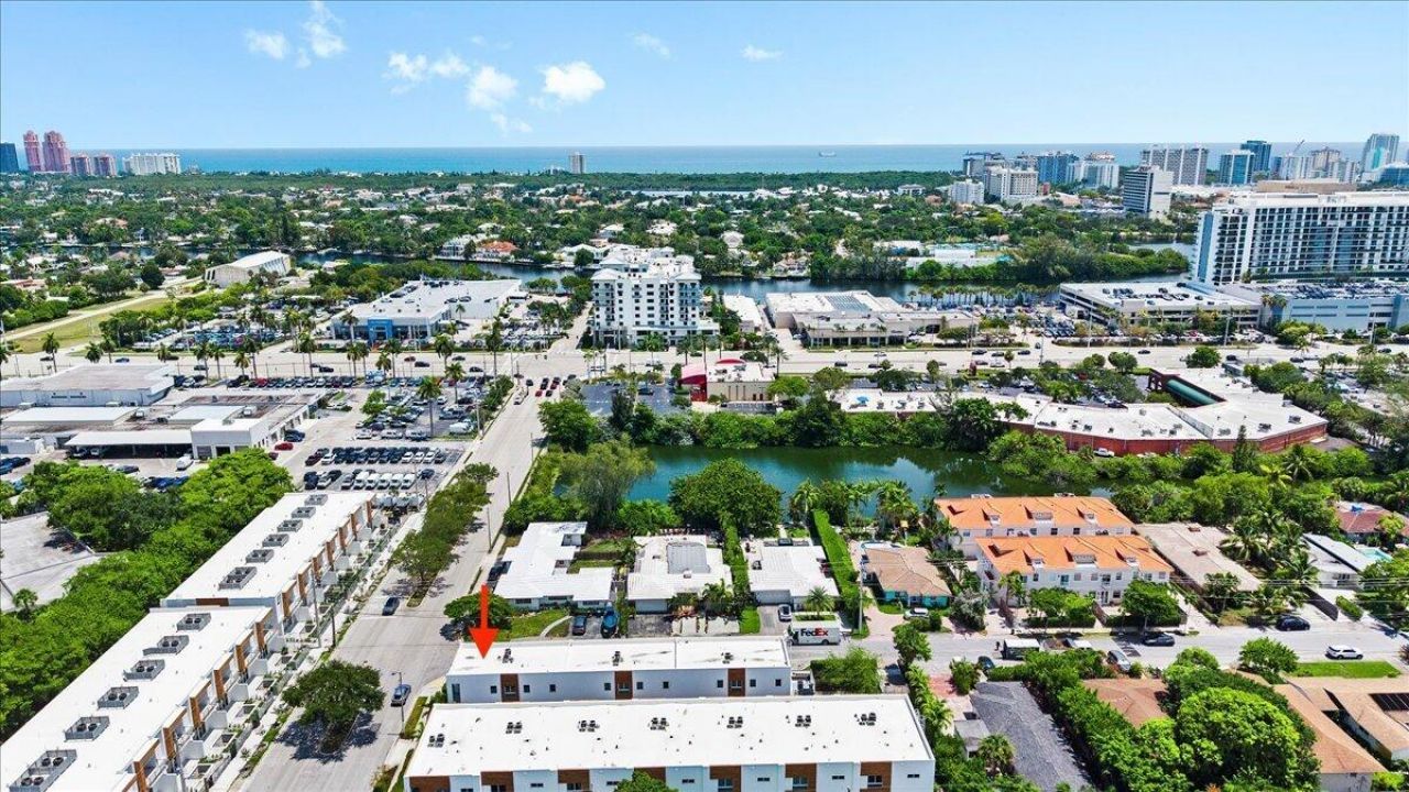 1255 NE 18th Avenue, Fort Lauderdale, FL 33304 Photo