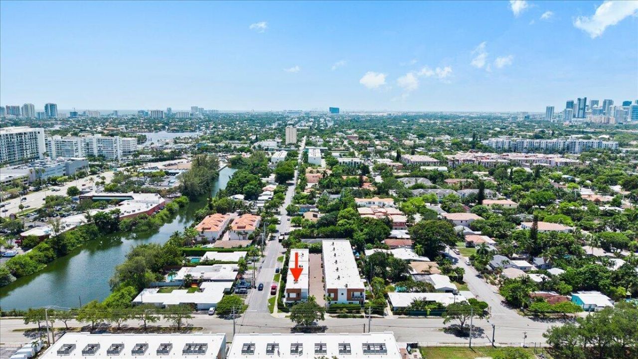 1255 NE 18th Avenue, Fort Lauderdale, FL 33304 Photo