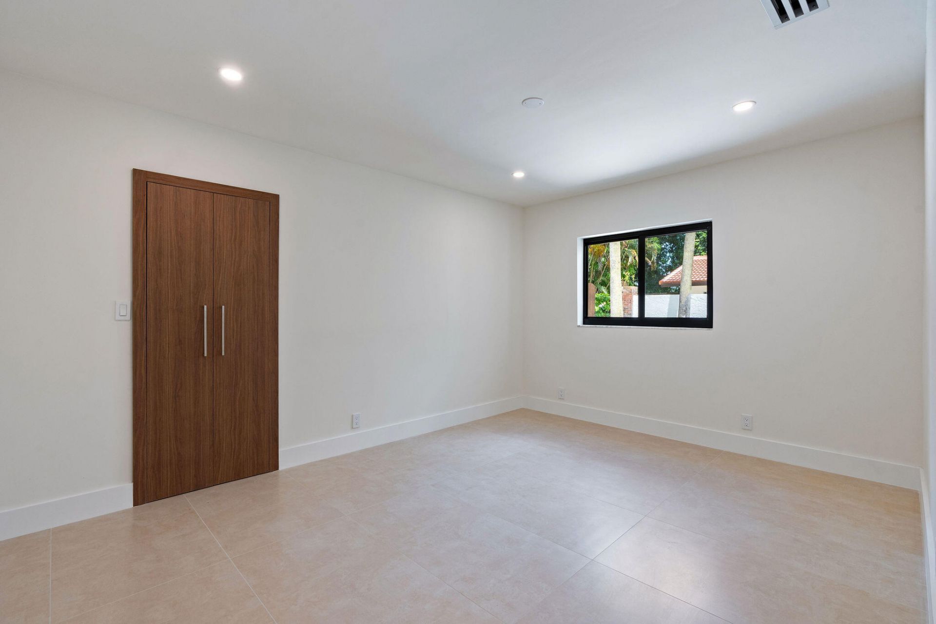 11851 NW 7th Street, Plantation, FL 33325 Photo