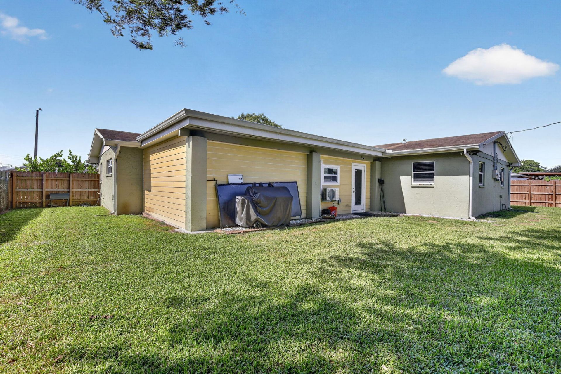 5301 SW 8th Court, Plantation, FL 33317 Photo