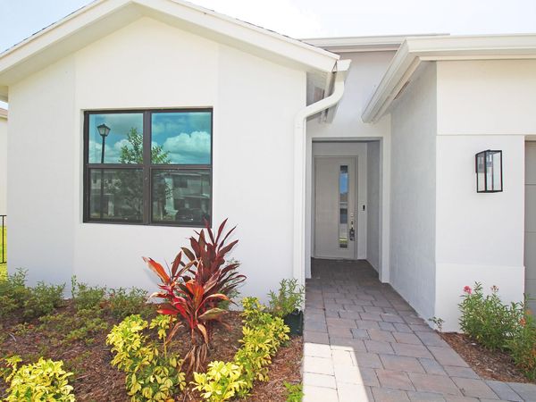 5929 SE Sky Blue Circle E, Stuart, FL 34997