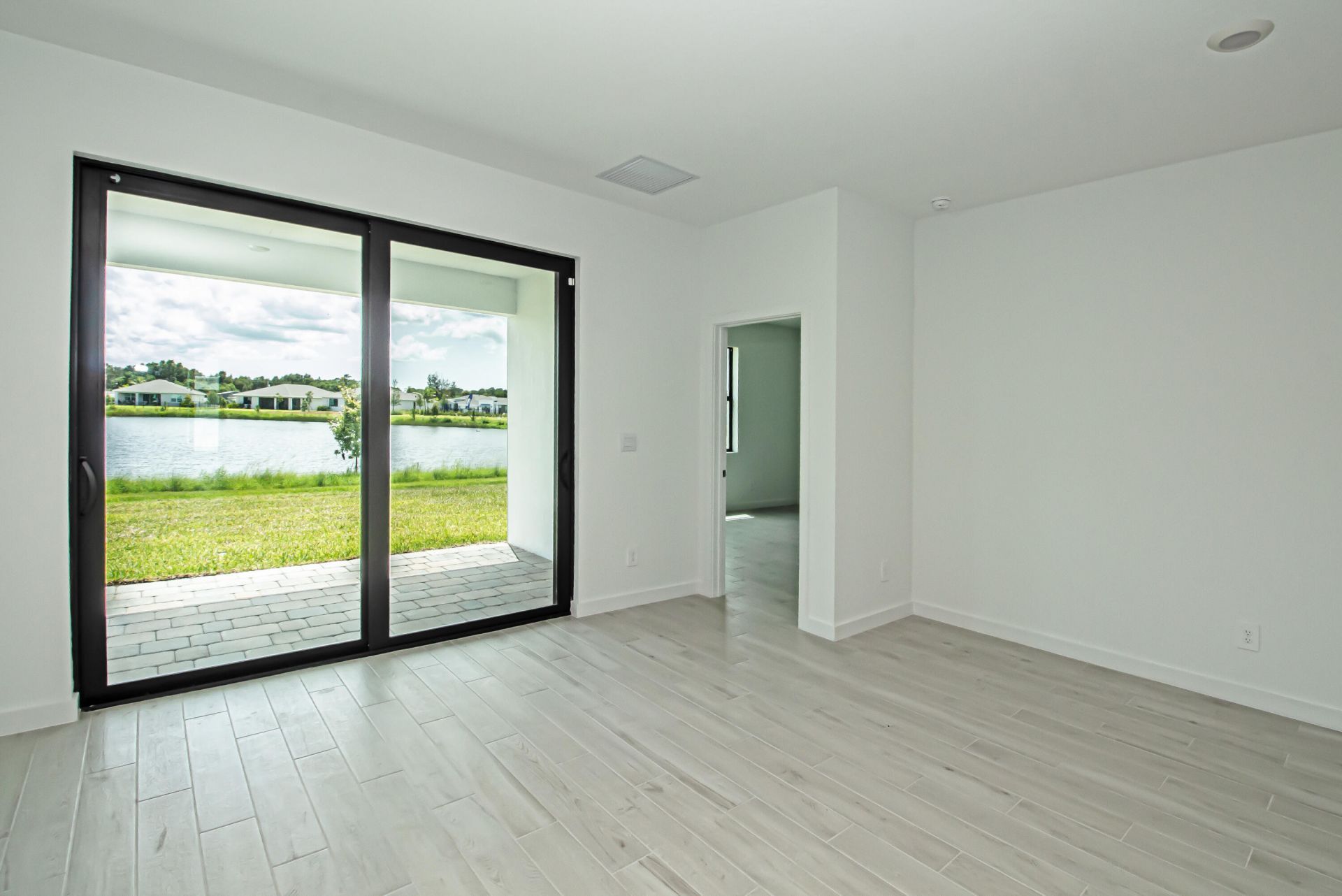 5929 SE Sky Blue Circle E, Stuart, FL 34997 Photo