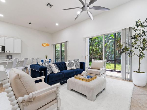 1071 Vintner Boulevard, Palm Beach Gardens, FL 33410