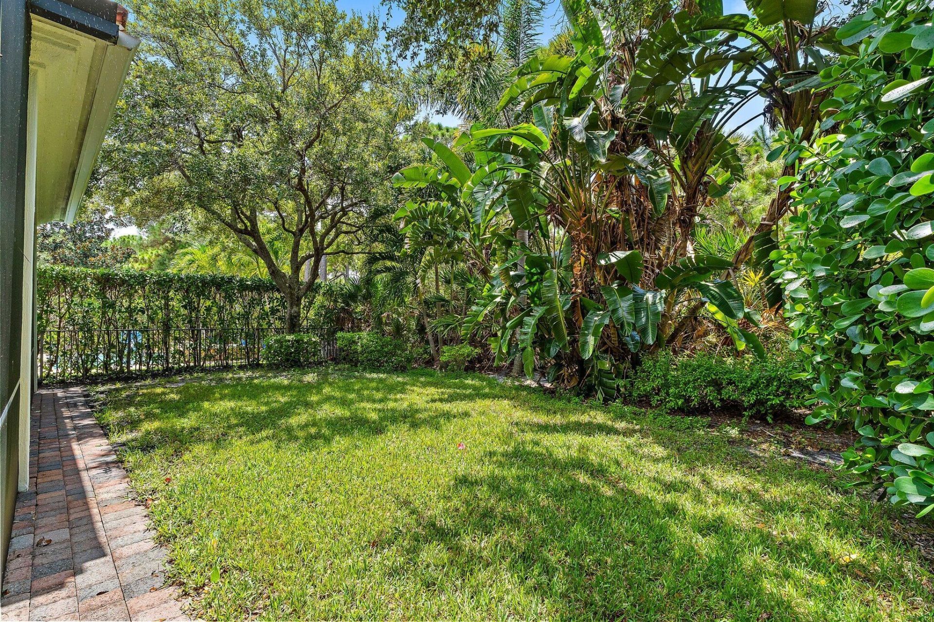 1071 Vintner Boulevard, Palm Beach Gardens, FL 33410 Photo