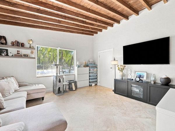 1839 SW 4th Avenue, Fort Lauderdale, FL 33315