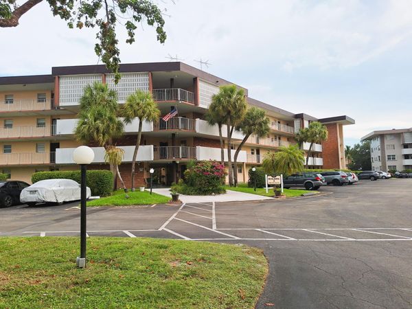 2900 NW 47TH Terrace, Unit 303B, Lauderdale Lakes, FL 33313