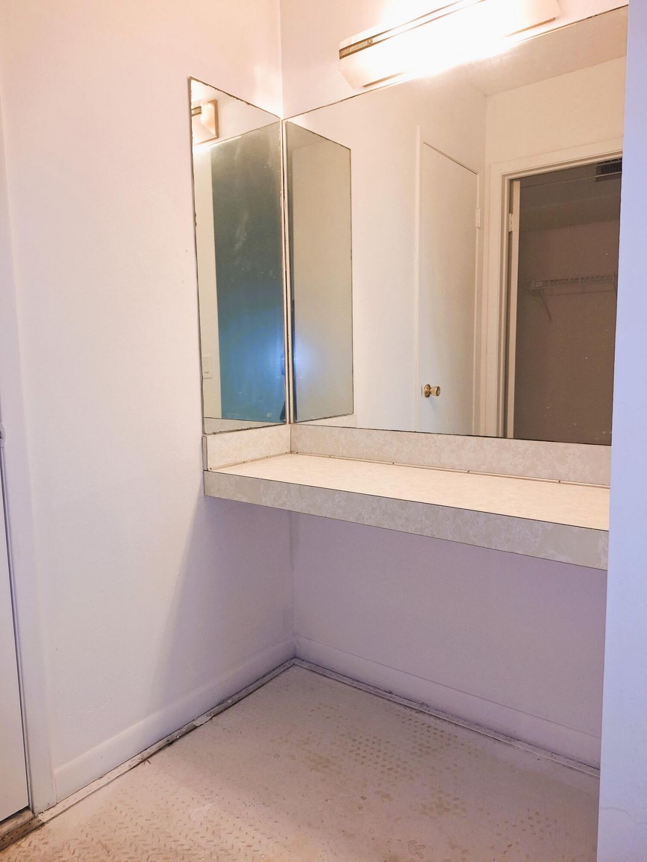 2900 NW 47th Terrace, Unit 303B, Lauderdale Lakes, FL 33313 Photo