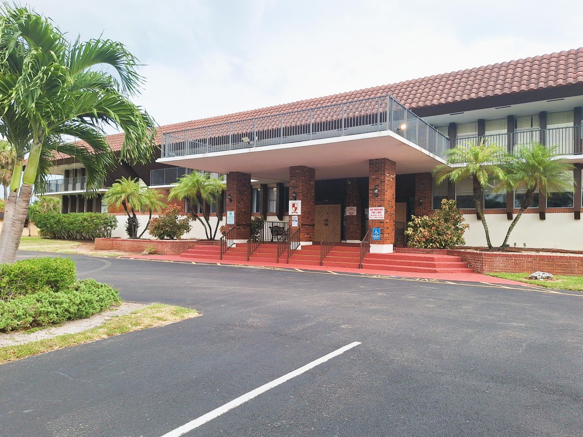 2900 NW 47th Terrace, Unit 303B, Lauderdale Lakes, FL 33313 Photo
