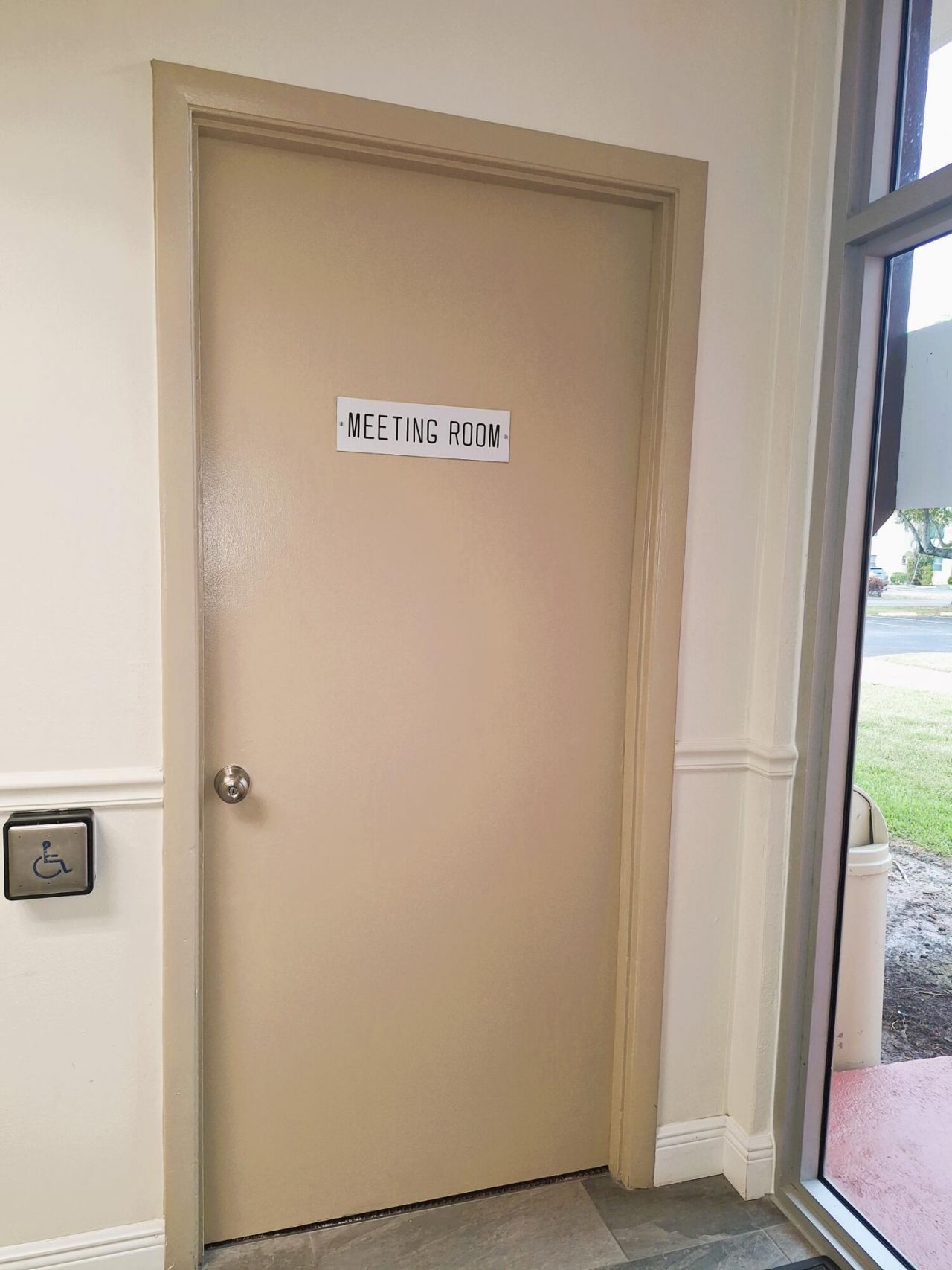 2900 NW 47th Terrace, Unit 303B, Lauderdale Lakes, FL 33313 Photo
