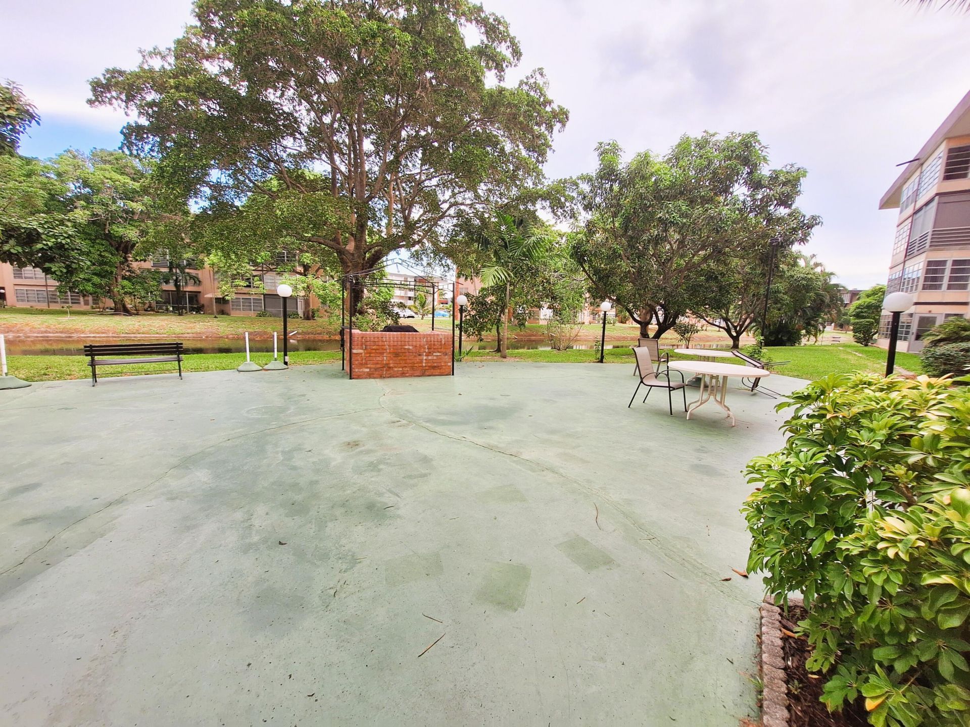 2900 NW 47th Terrace, Unit 303B, Lauderdale Lakes, FL 33313 Photo