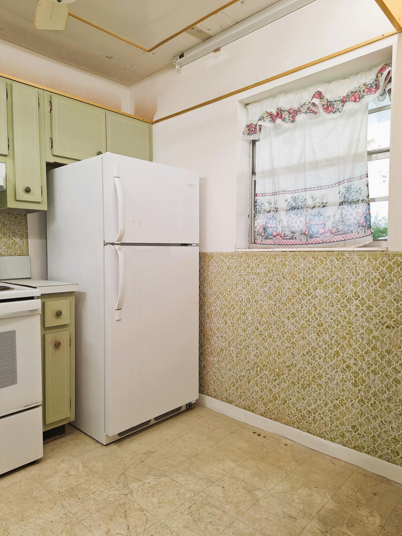 2900 NW 47th Terrace, Unit 303B, Lauderdale Lakes, FL 33313 Photo