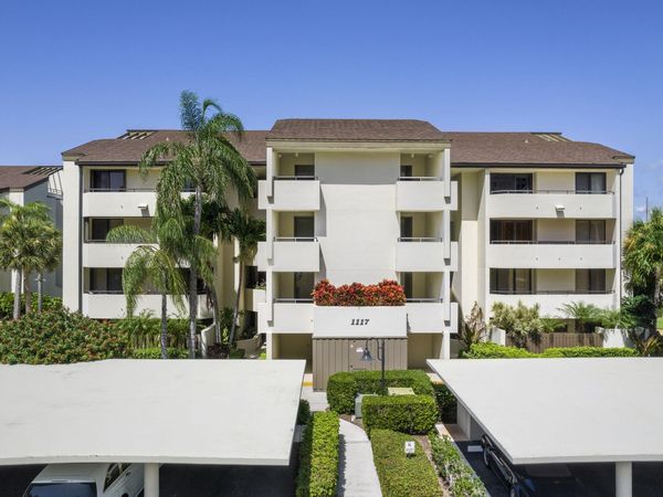 1117 MARINE Way E, Unit K3L Boat S, North Palm Beach, FL 33408