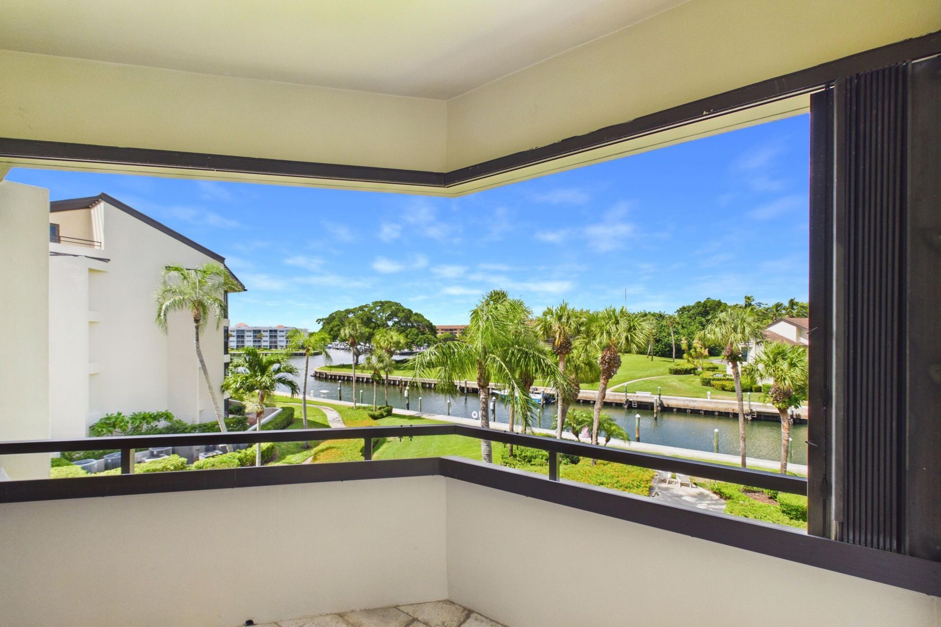 1117 Marine Way E, Unit K3L Boat S, North Palm Beach, FL 33408 Photo