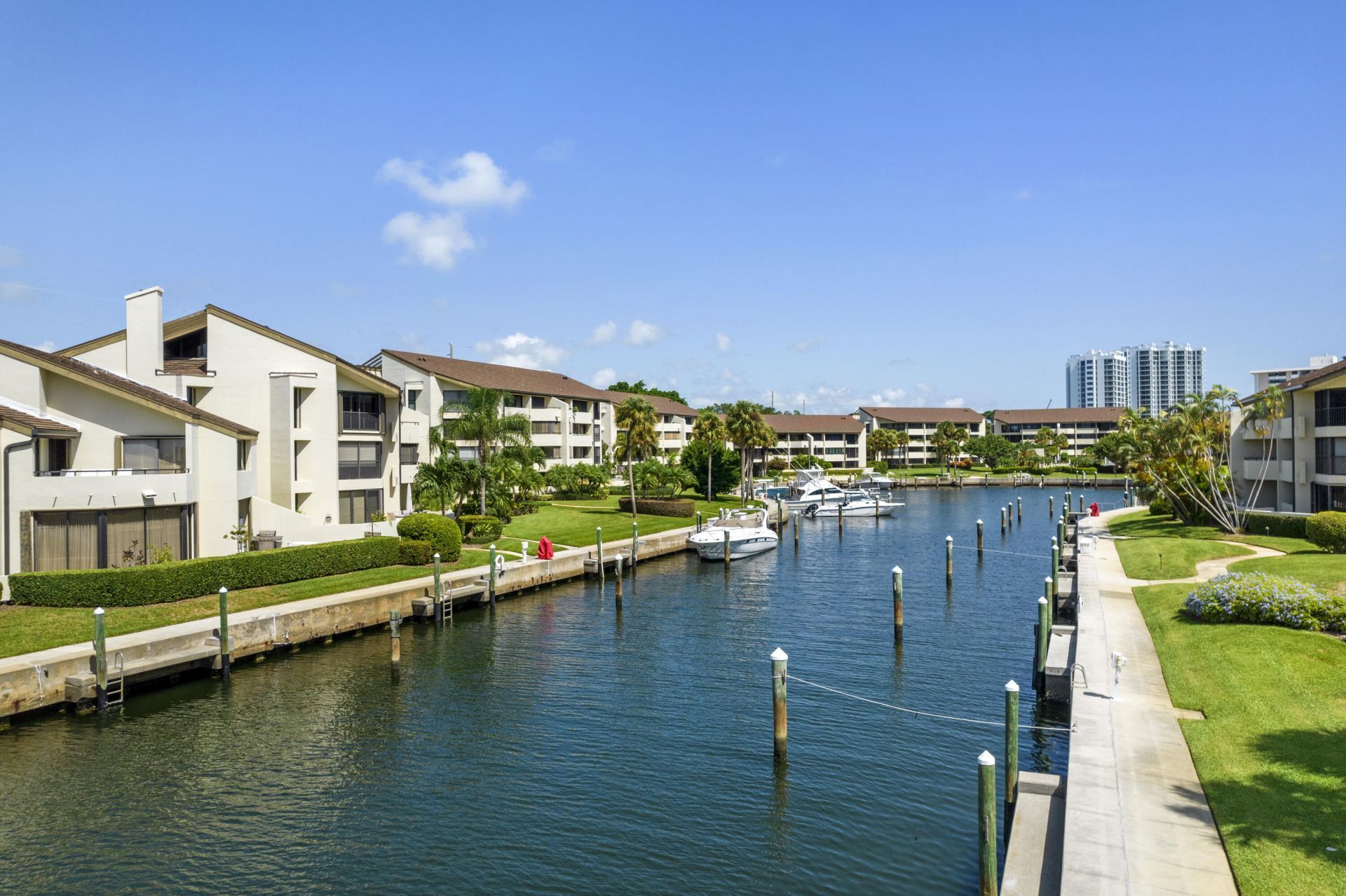 1117 Marine Way E, Unit K3L Boat S, North Palm Beach, FL 33408 Photo