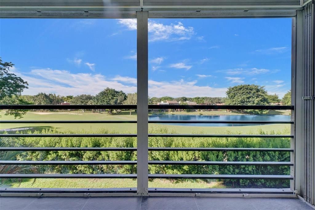 1000 St Charles Place, Unit 305, Pembroke Pines, FL 33026 Photo