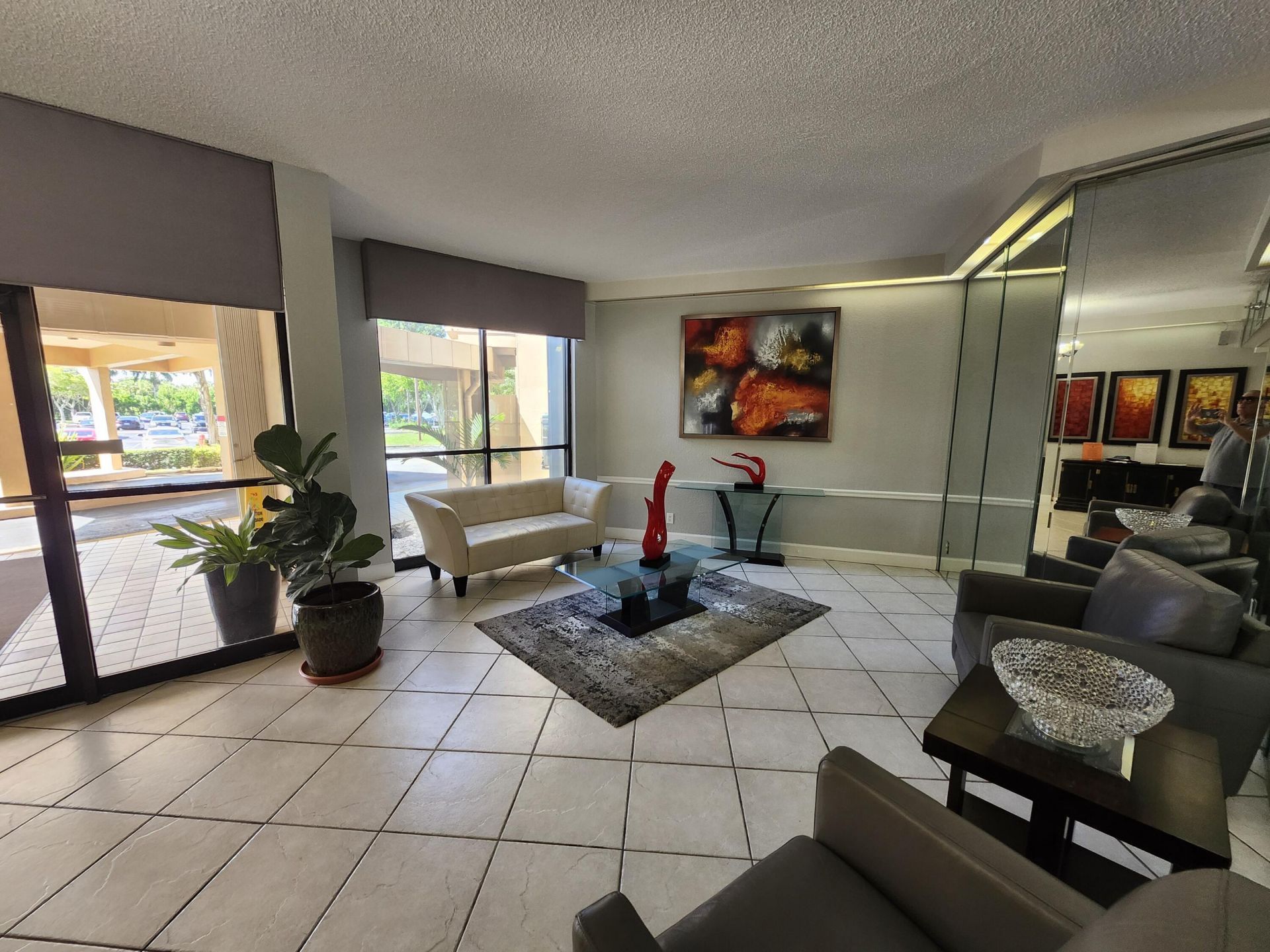 1000 St Charles Place, Unit 305, Pembroke Pines, FL 33026 Photo