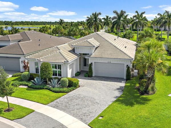 12176 Waterstone Circle, Palm Beach Gardens, FL 33412