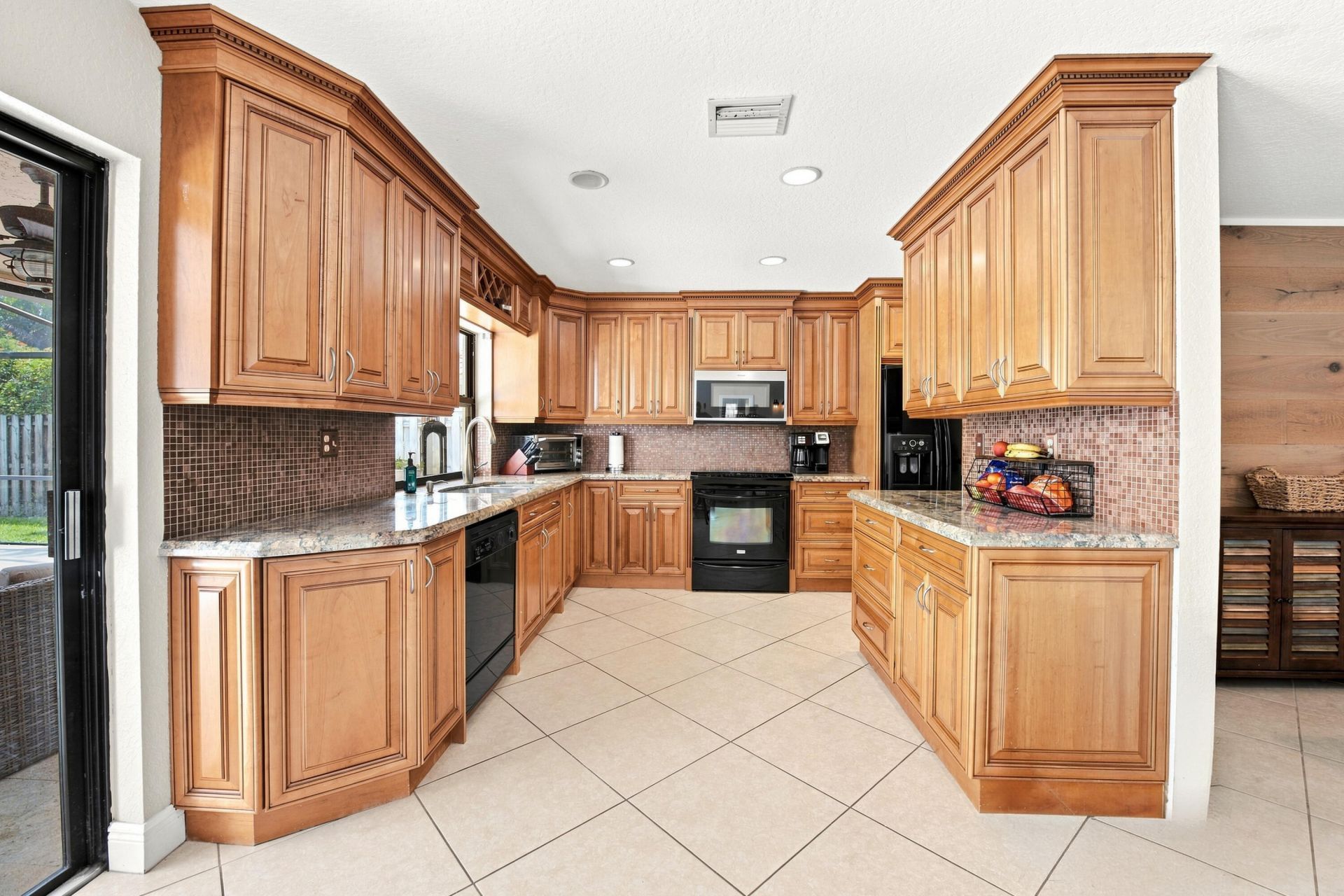 10666 NW 2nd Place, Coral Springs, FL 33071 Photo