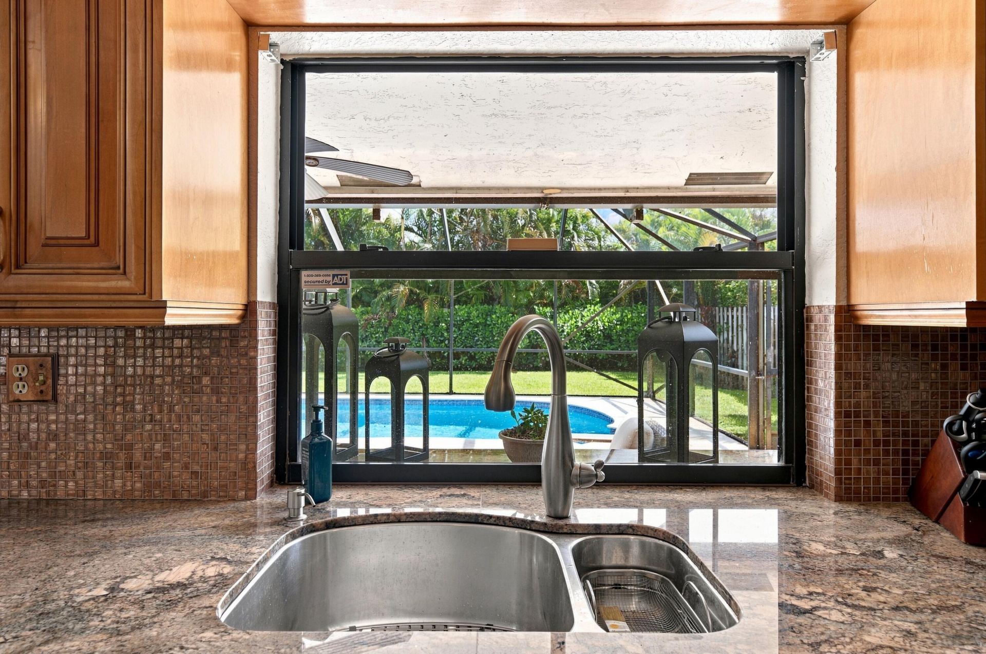 10666 NW 2nd Place, Coral Springs, FL 33071 Photo