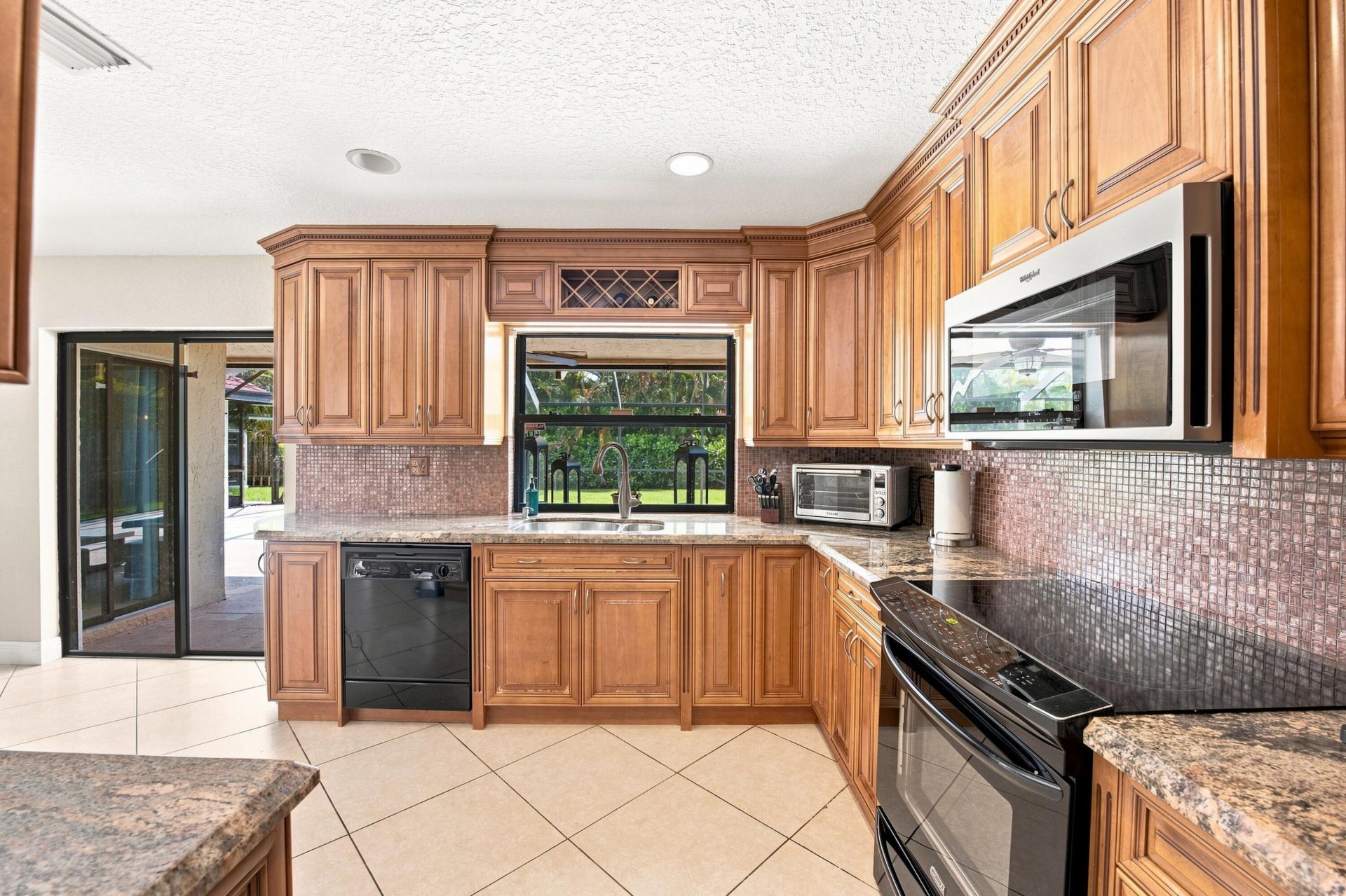 10666 NW 2nd Place, Coral Springs, FL 33071 Photo