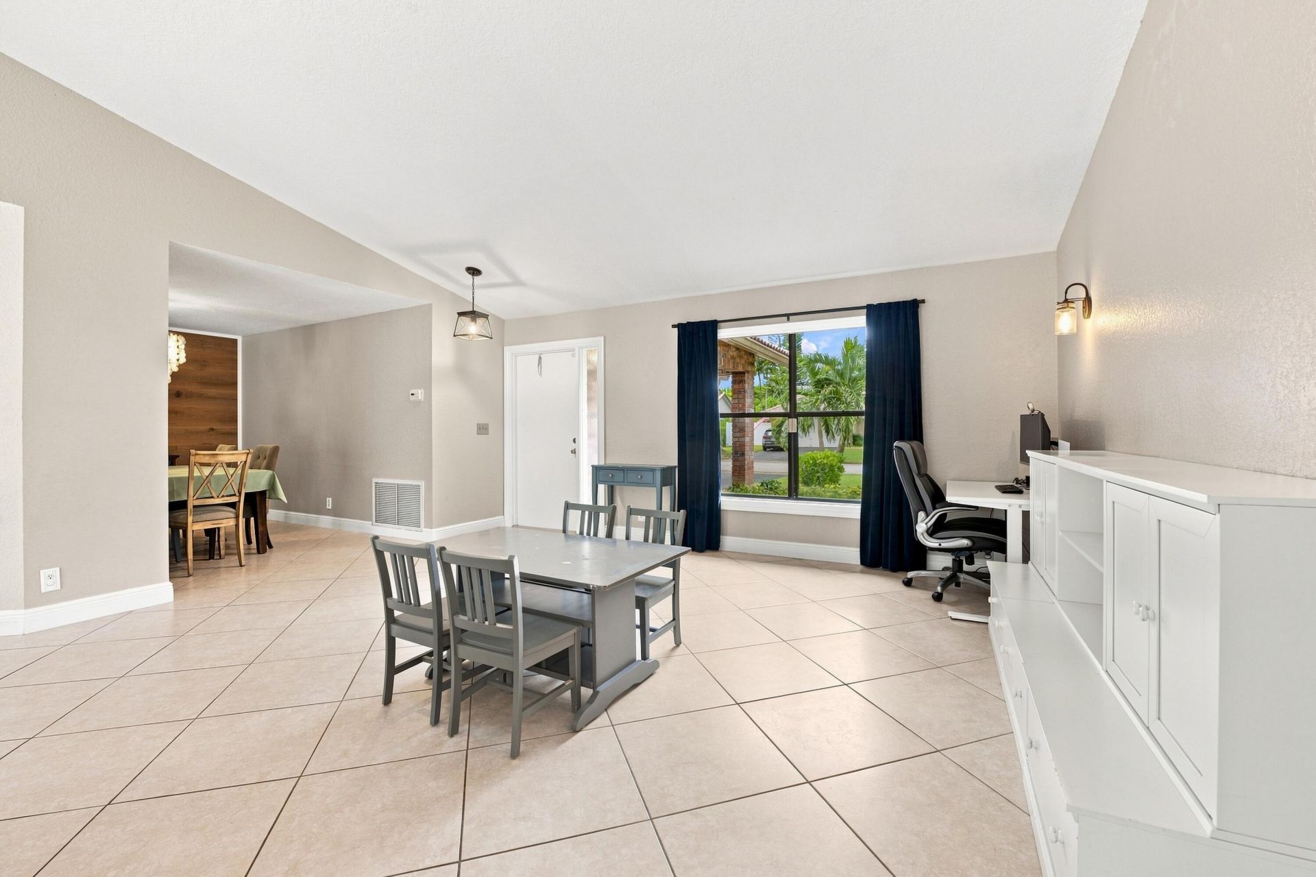 10666 NW 2nd Place, Coral Springs, FL 33071 Photo