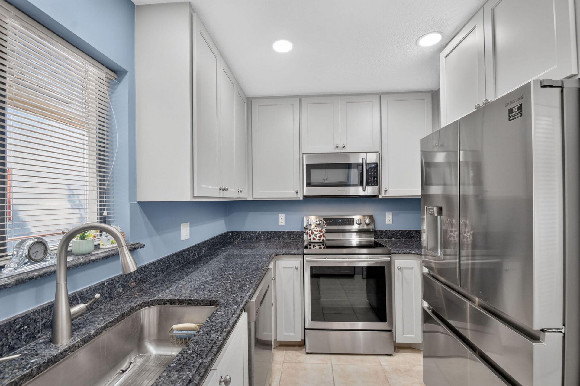 12524 Shoreline Drive, Unit 404, Wellington, FL 33414 Photo