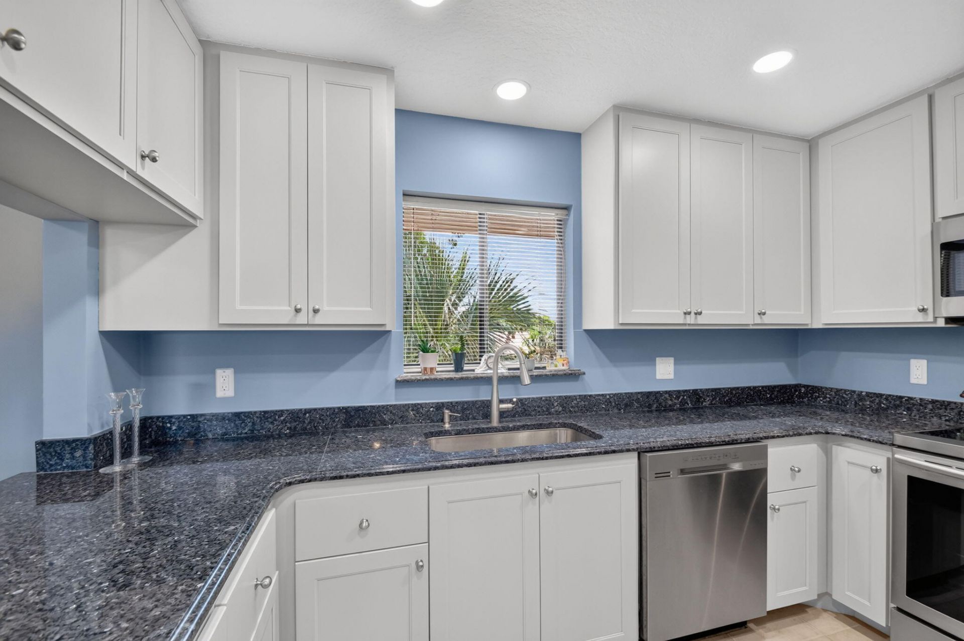 12524 Shoreline Drive, Unit 404, Wellington, FL 33414 Photo