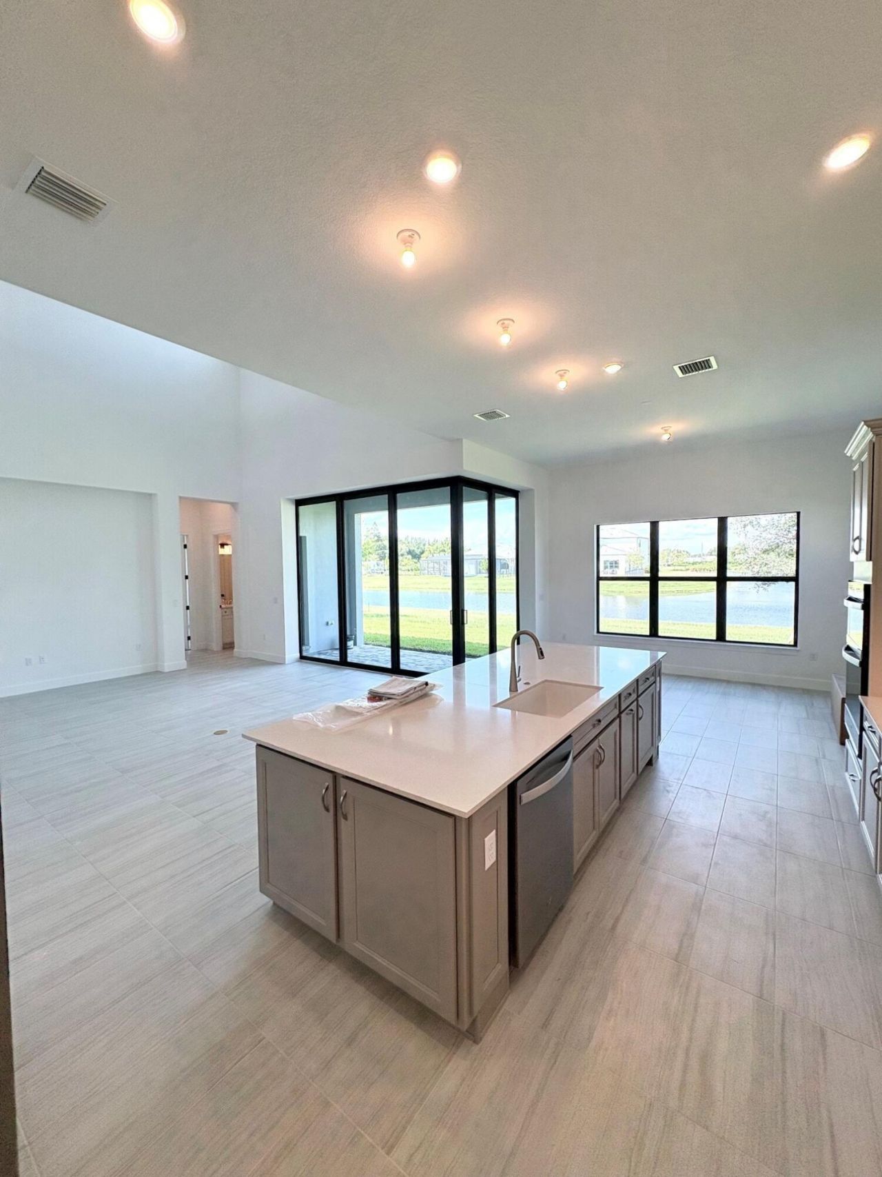 4951 Naugle Way, Unit 18 Livings, Davie, FL 33328 Photo