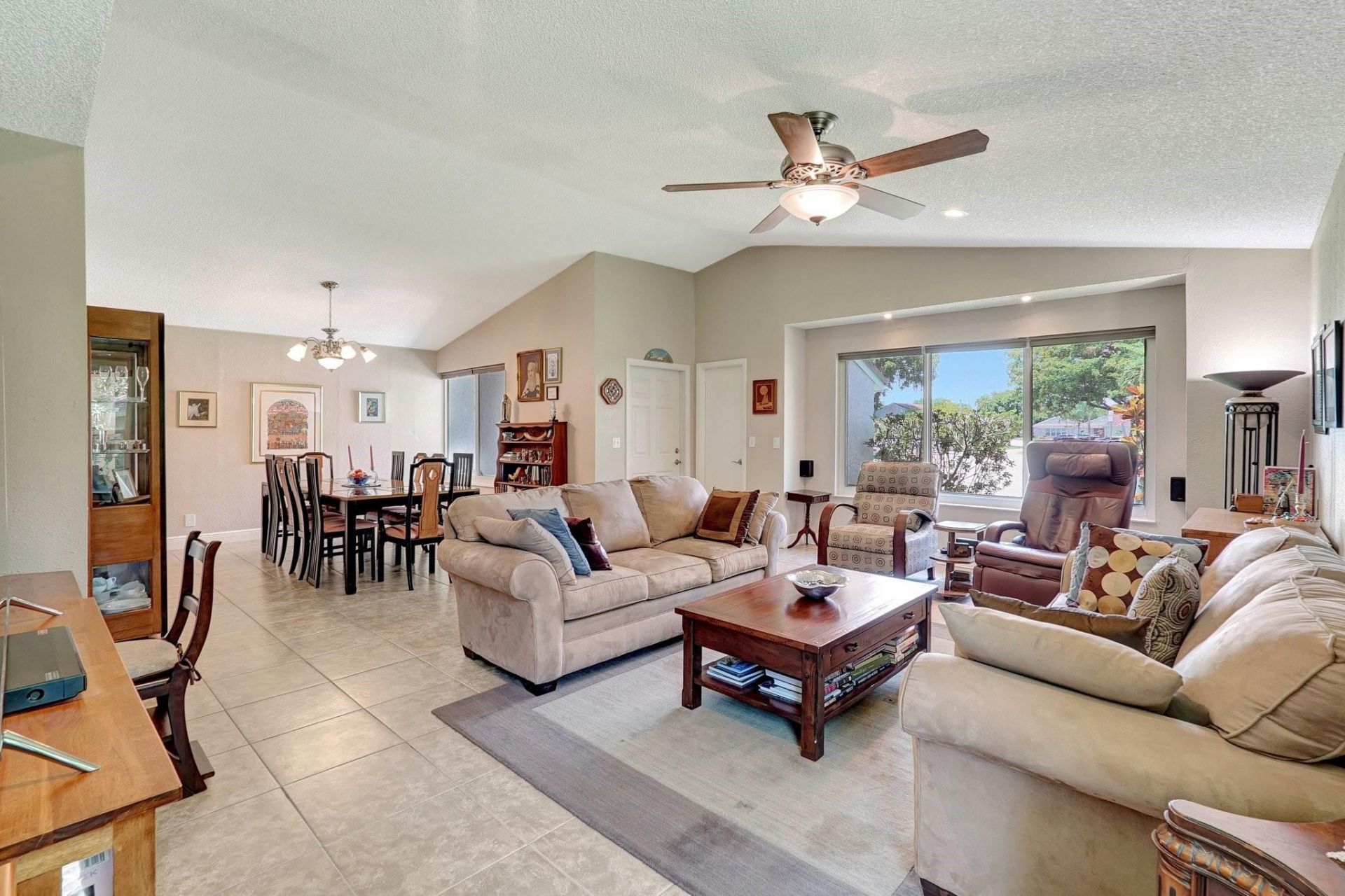 8630 Bridle Path Court, Unit 207, Davie, FL 33328 Photo