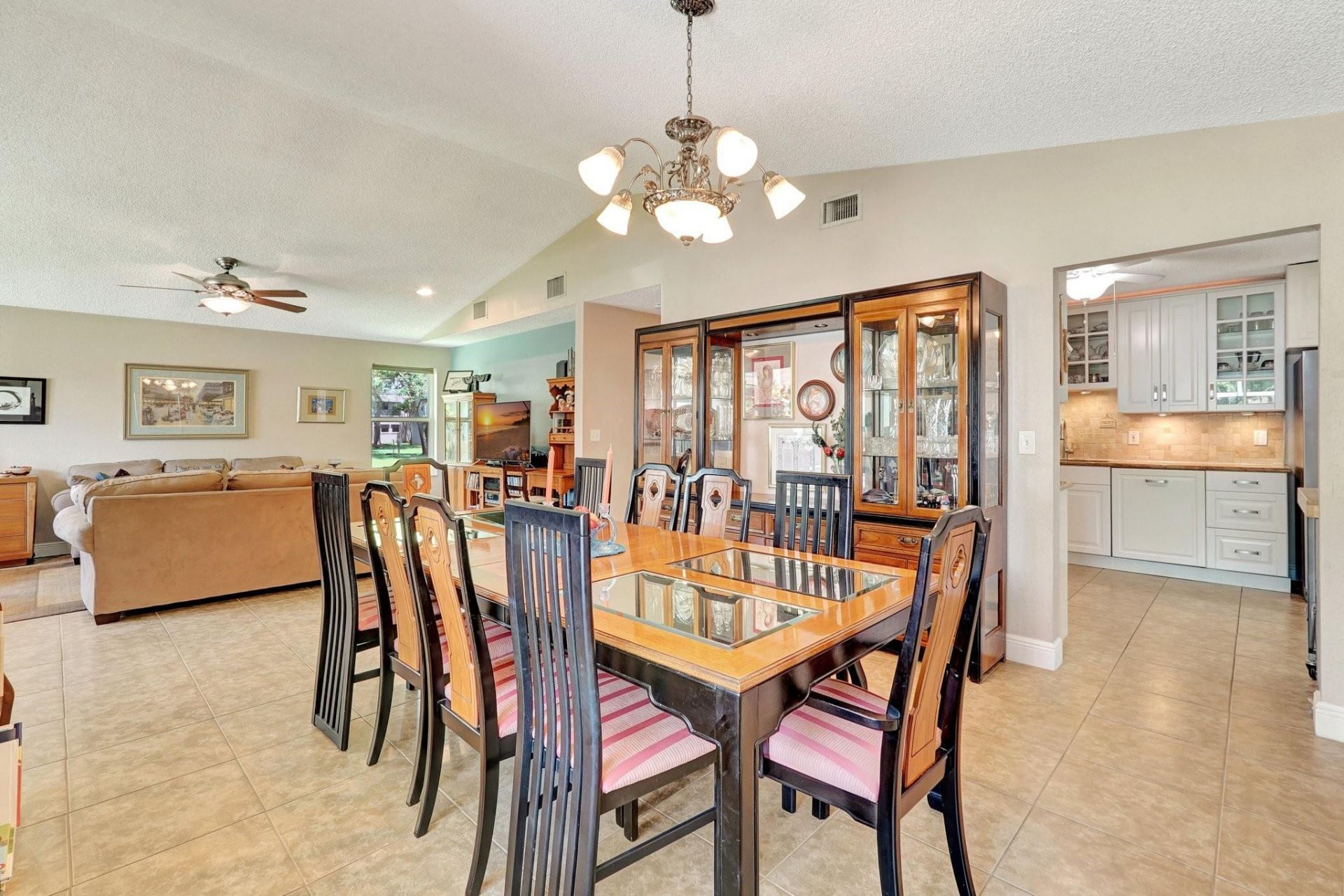 8630 Bridle Path Court, Unit 207, Davie, FL 33328 Photo