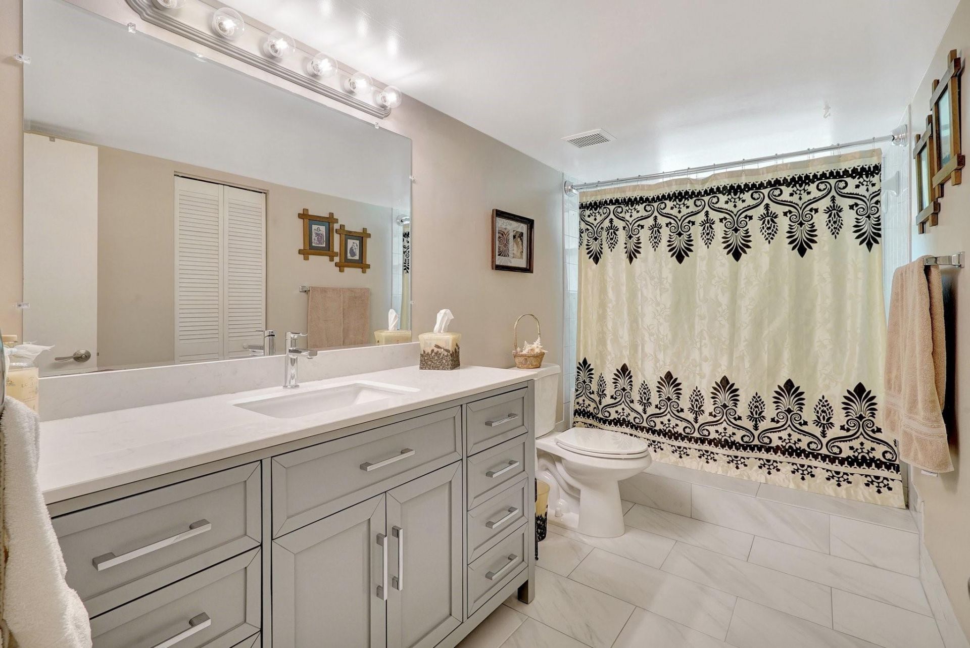 8630 Bridle Path Court, Unit 207, Davie, FL 33328 Photo