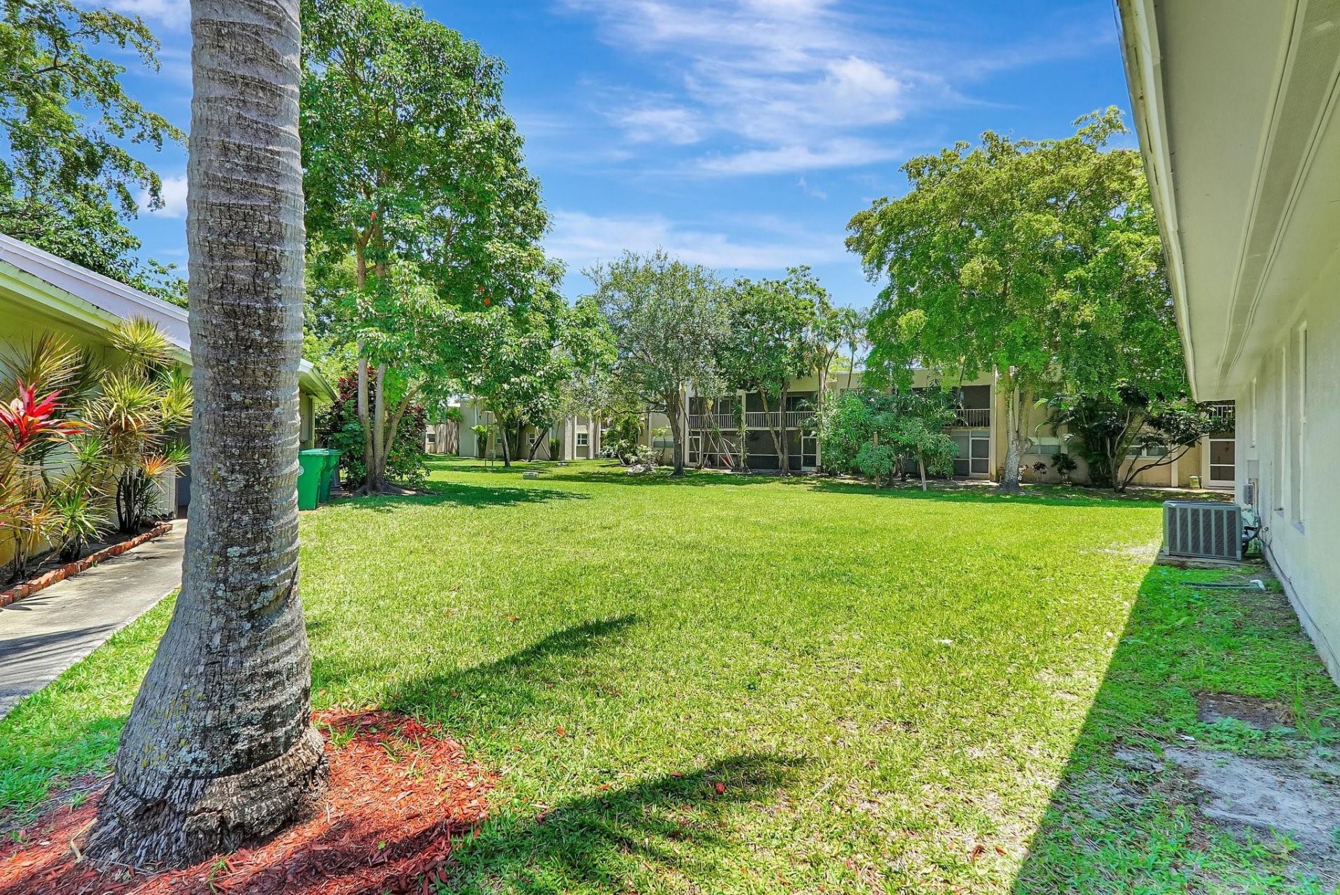 8630 Bridle Path Court, Unit 207, Davie, FL 33328 Photo