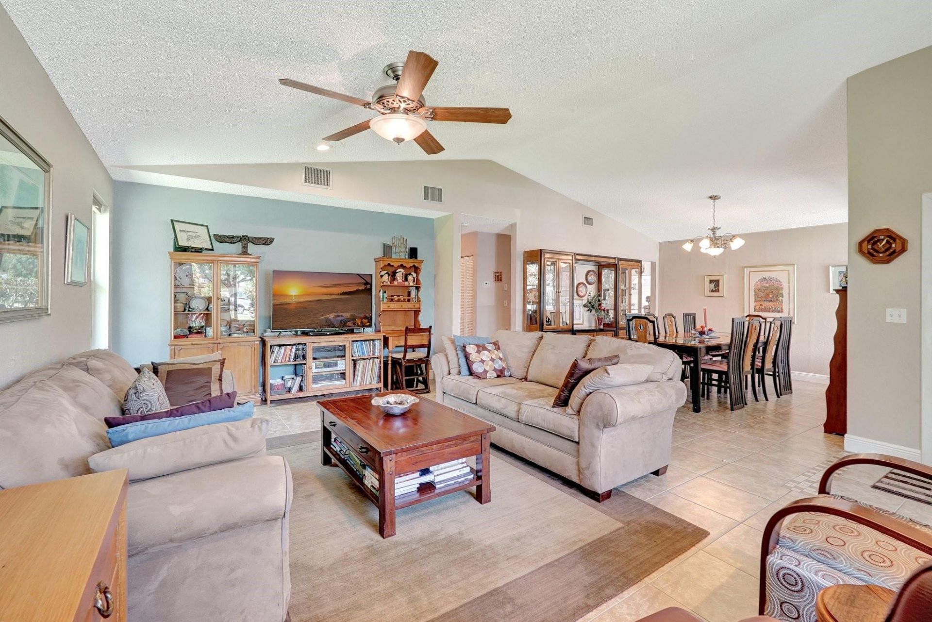8630 Bridle Path Court, Unit 207, Davie, FL 33328 Photo