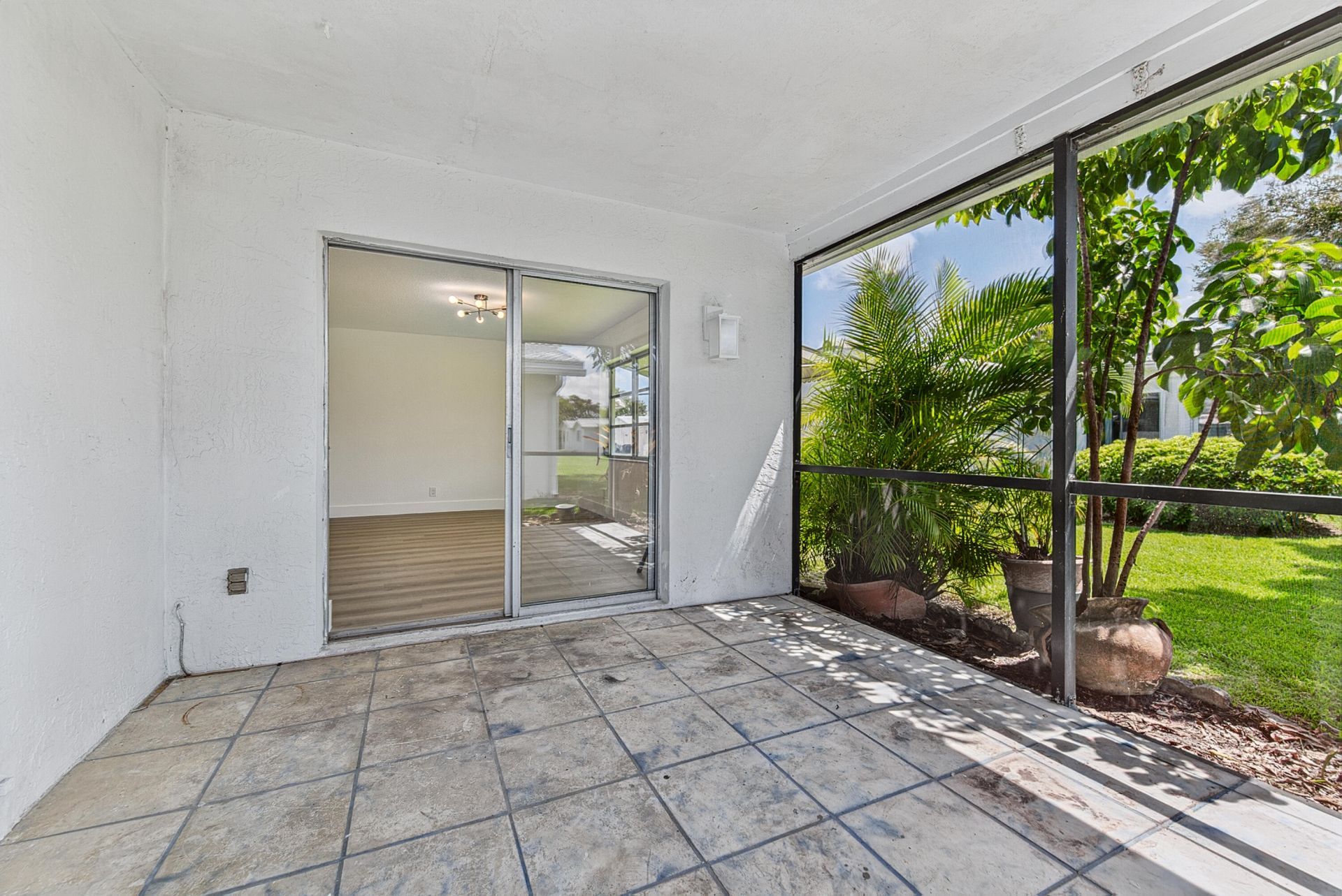 1190 NW 90th Avenue, Plantation, FL 33322 Photo