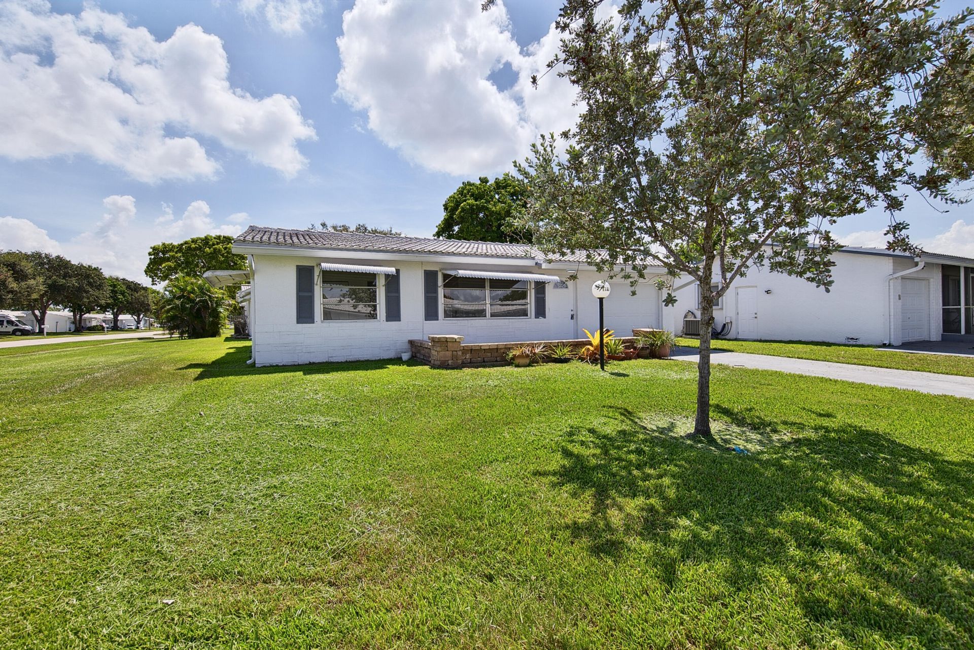 1190 NW 90th Avenue, Plantation, FL 33322 Photo