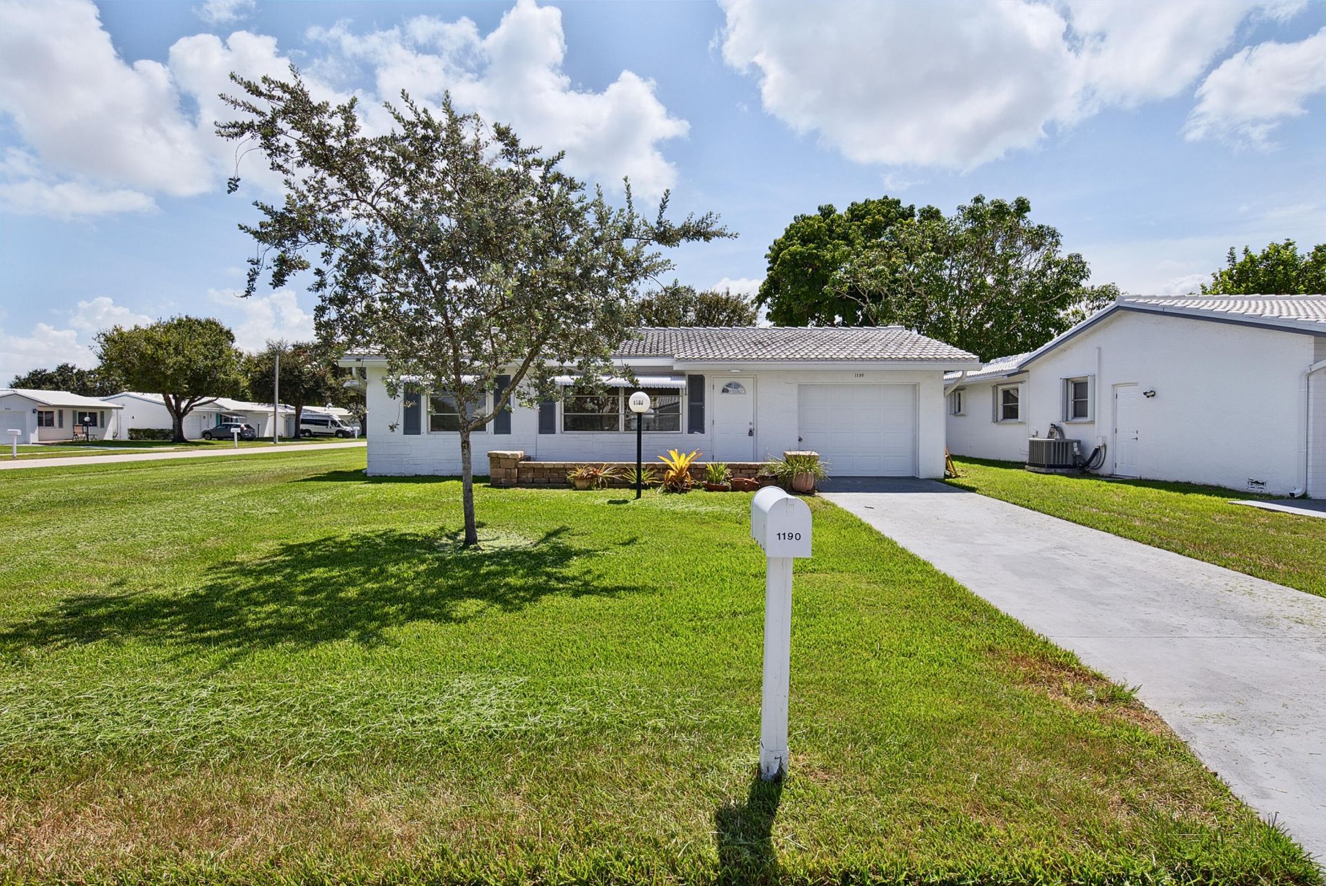 1190 NW 90th Avenue, Plantation, FL 33322 Photo