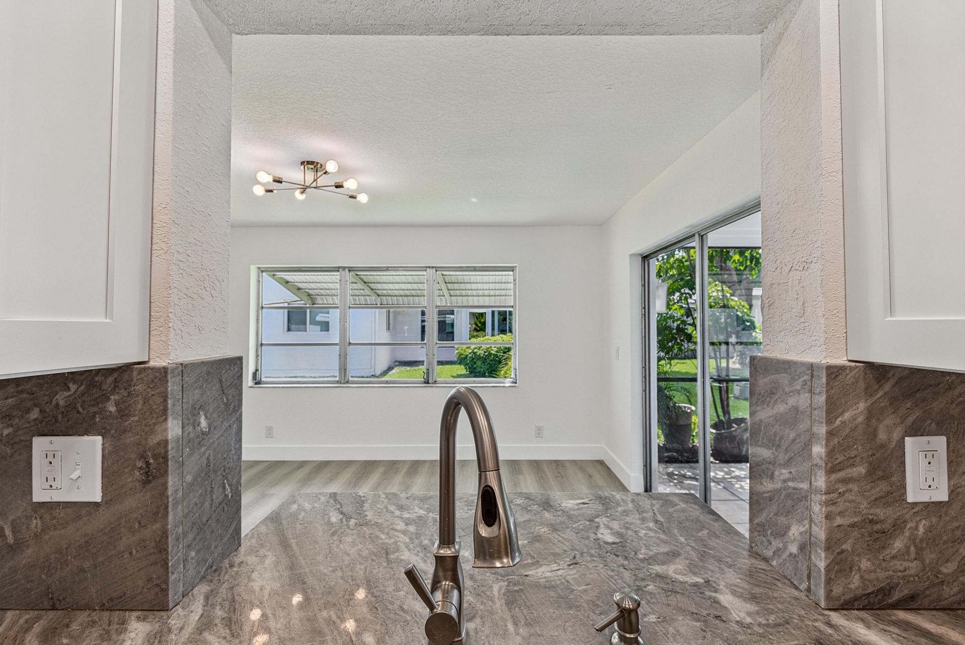 1190 NW 90th Avenue, Plantation, FL 33322 Photo