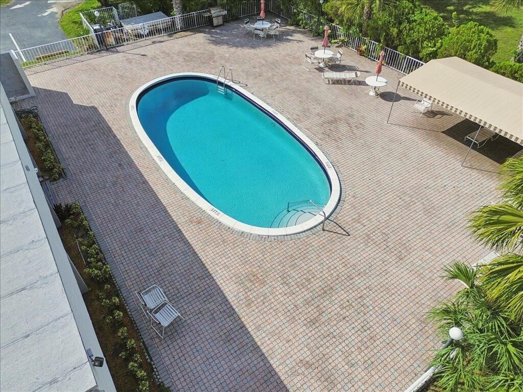 8510 Sunrise Lakes Boulevard, Unit 301, Sunrise, FL 33322 Photo