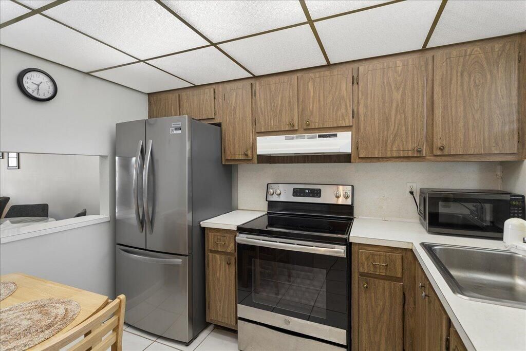 8510 Sunrise Lakes Boulevard, Unit 301, Sunrise, FL 33322 Photo