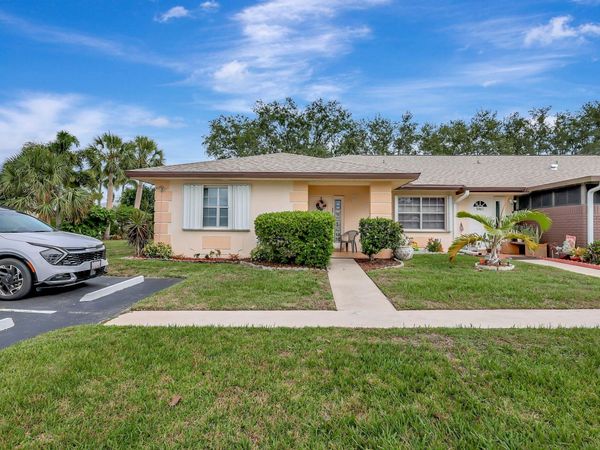 5840 SUMMERFIELD Court, Fort Pierce, FL 34982