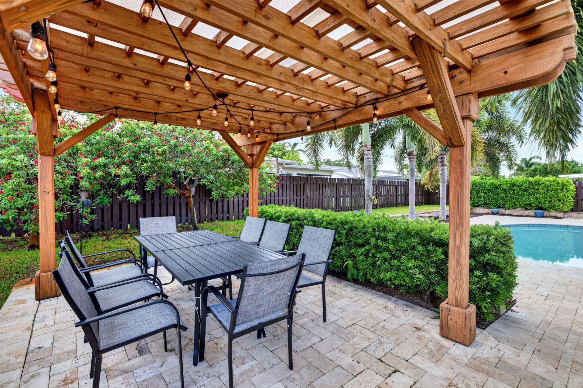 520 SE 14th Street, Pompano Beach, FL 33060 Photo