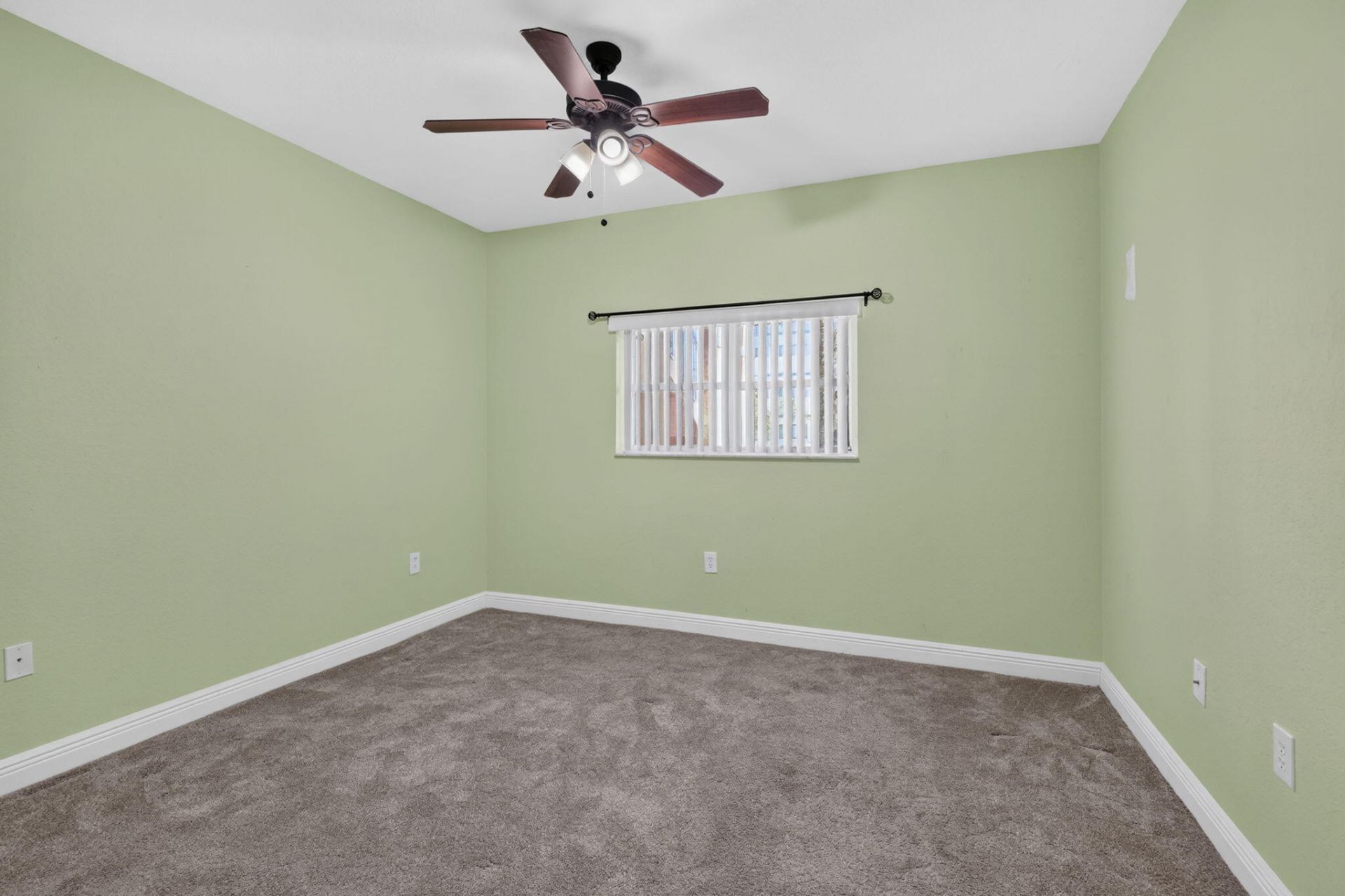 4721 Lucerne Lakes Boulevard E, Unit 711, Lake Worth, FL 33467 Photo