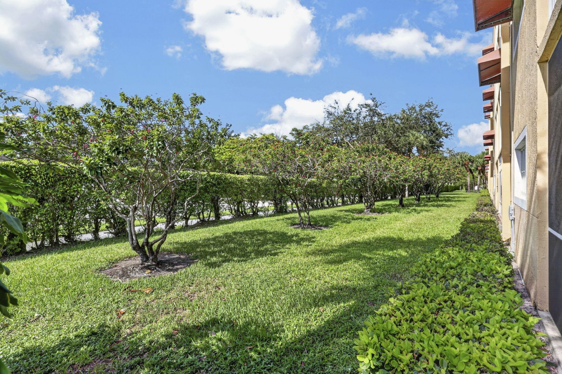 4721 Lucerne Lakes Boulevard E, Unit 711, Lake Worth, FL 33467 Photo