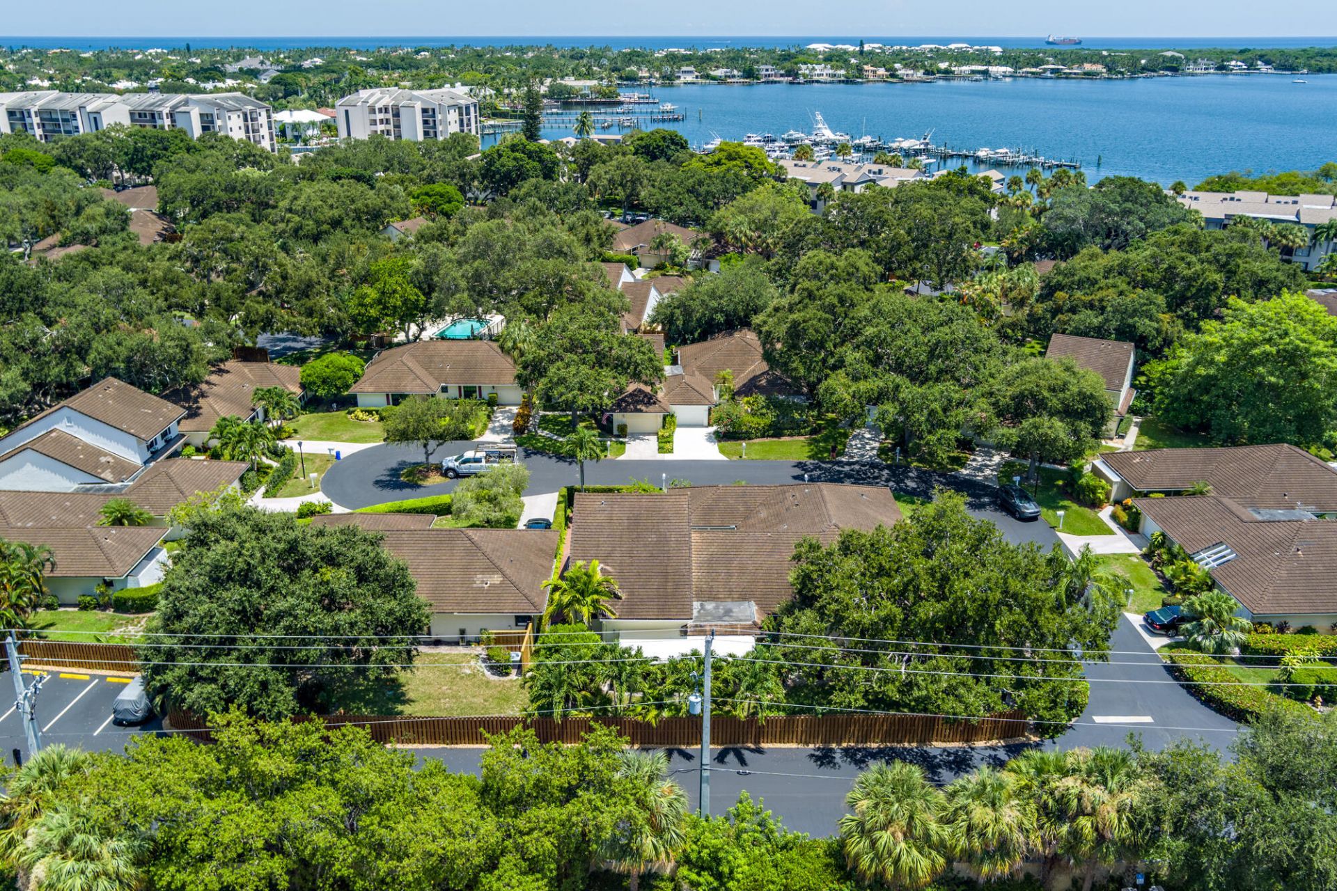 11290 Glen Oaks Court, North Palm Beach, FL 33408 Photo