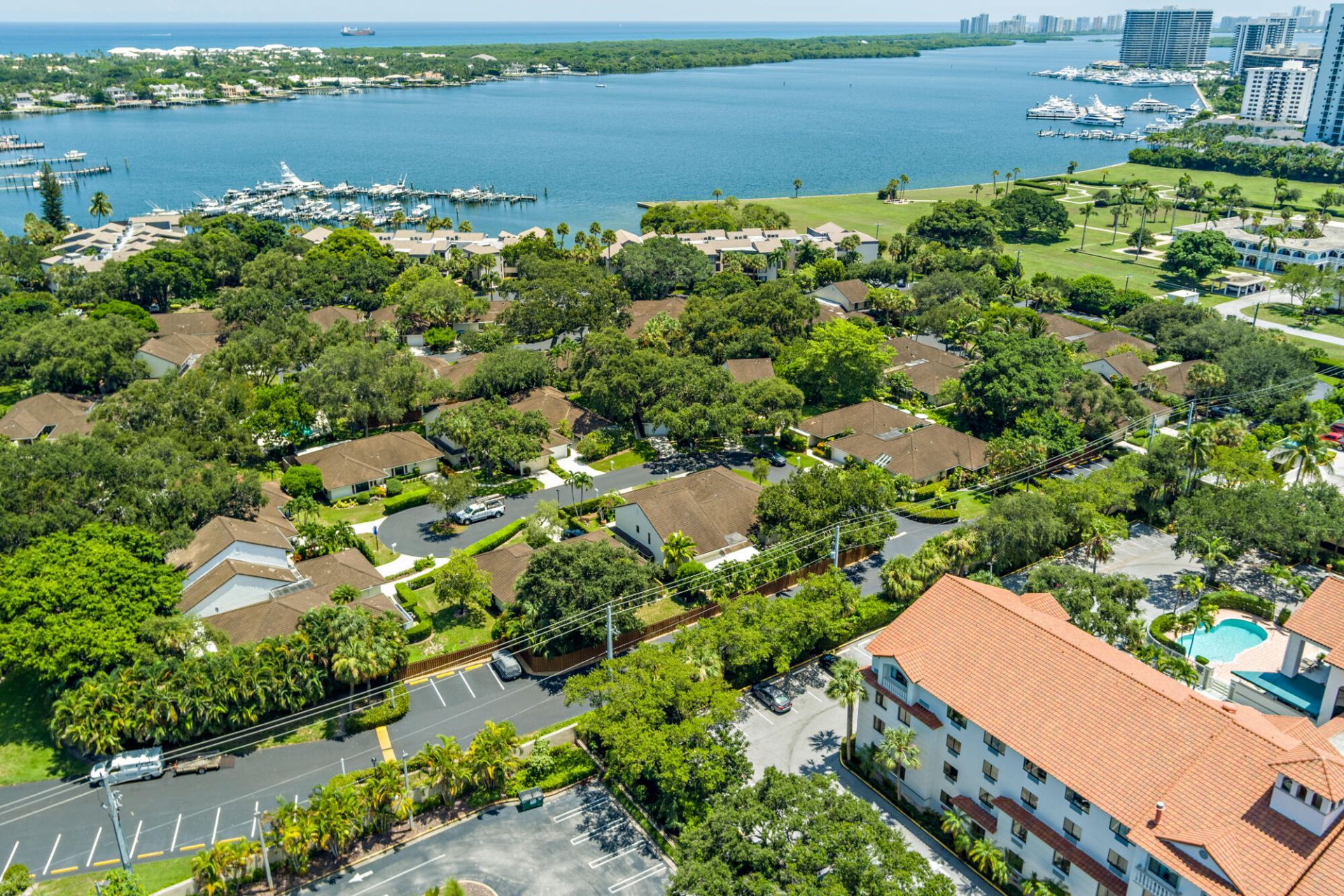 11290 Glen Oaks Court, North Palm Beach, FL 33408 Photo