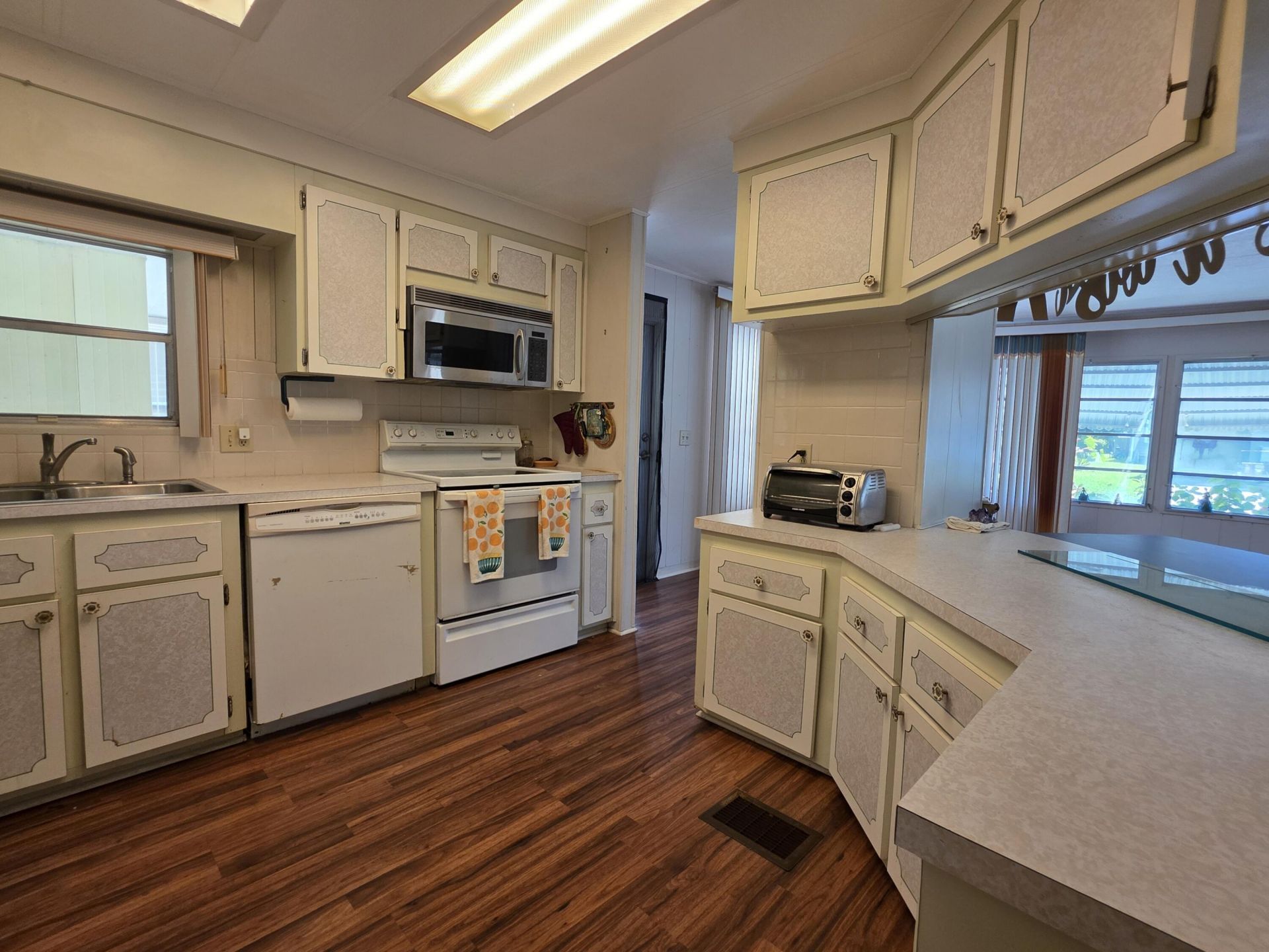 6125 N Guava Lane, Atlantis, FL 33462 Photo